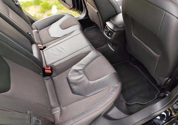 Ford Mondeo cena 63000 przebieg: 182000, rok produkcji 2017 z Puławy małe 436